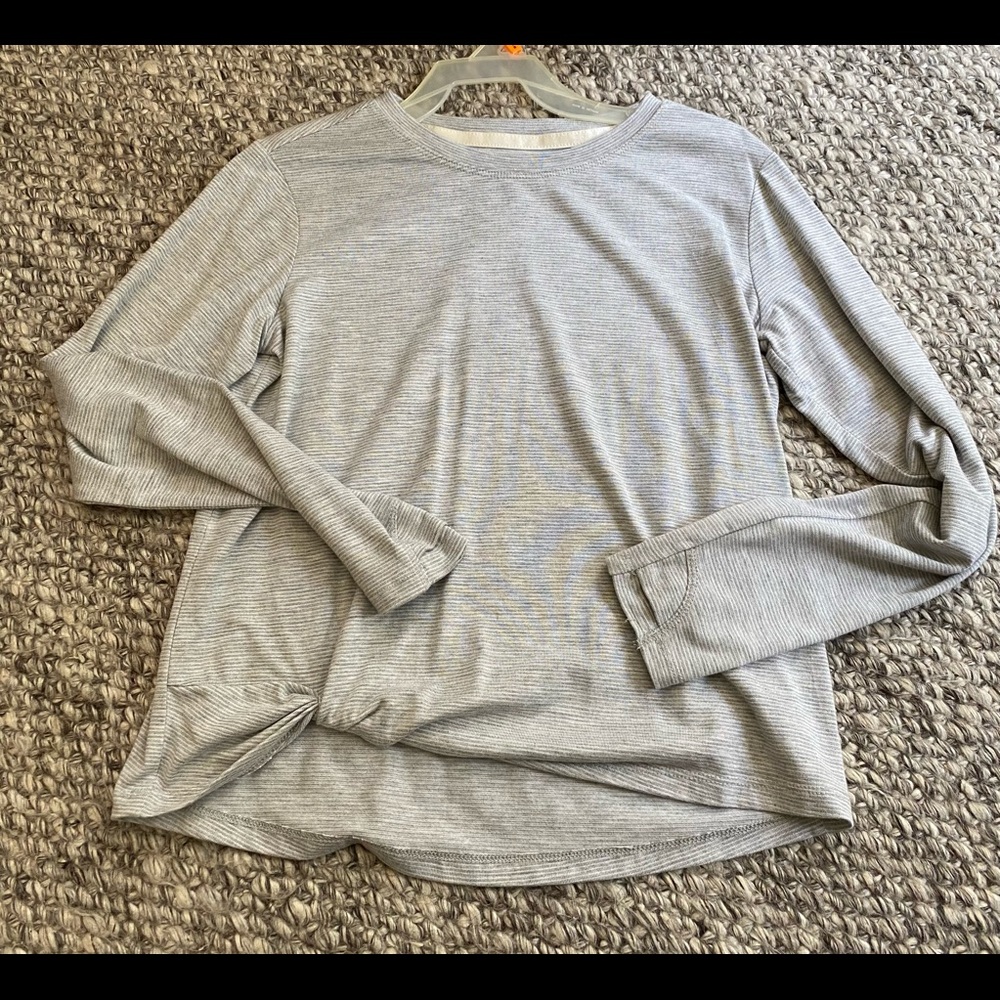 Athleta Girl long sleeve T-shirt size M (8-10)